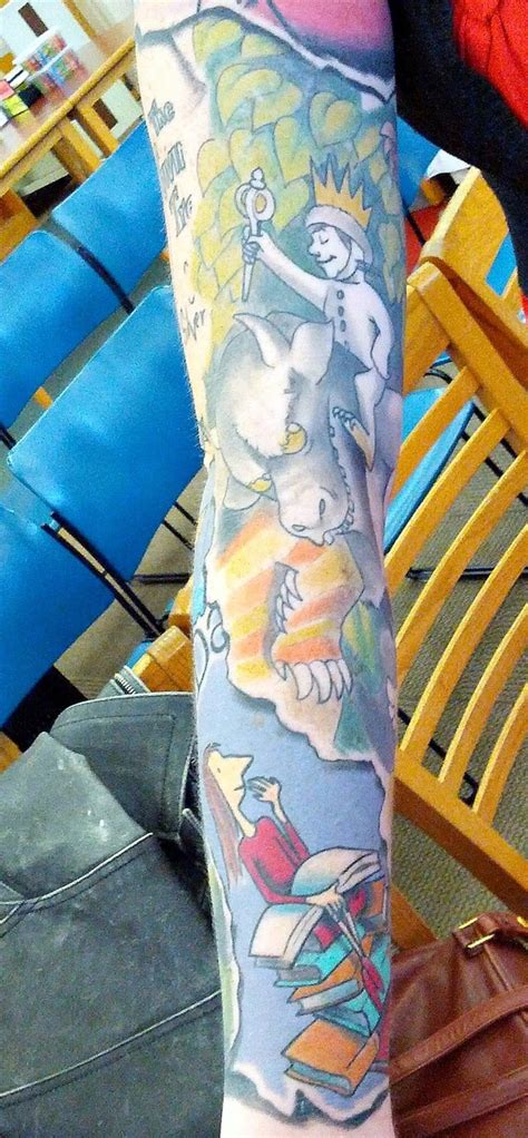 24 Awesome Librarian Tattoos | Mental Floss