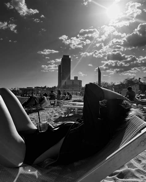 lara rose naked ass 1