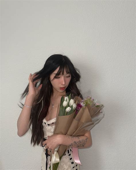 Elle Lee | sweet in barefeet 🪽 | Instagram