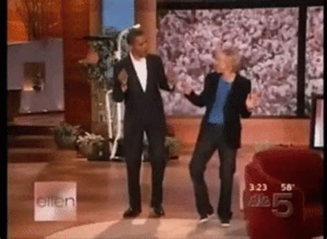 Ellen Degeneres GIF - Ellen Degeneres Obama Dance - Discover & Share GIFs