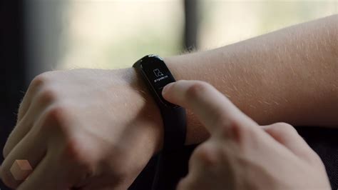 Фотографии и некоторые характеристики Xiaomi Mi Band 4 - Rozetked.me