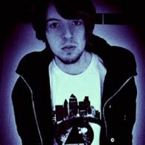 Sidewalks And Skeletons - LETRAS.COM (81 canciones)