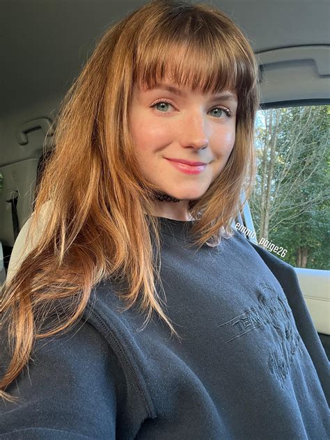 No redheads were driving during the making of this photo! - Sexy