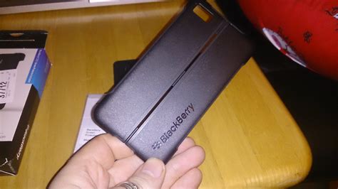 Blackberry Z10 Transform Shell review - Coolsmartphone