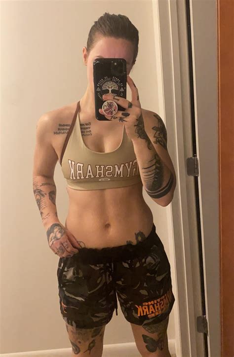 5 months postpartum! : r/GymMotivation