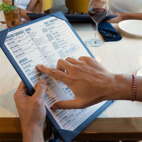 deli cafe beachtown grocer eat shop grab