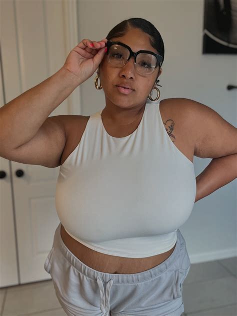 Mz Melons (@whowantsmelons) • Instagram photos and videos