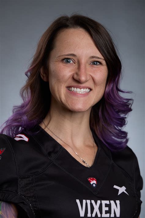 Minnesota Vixen Shannon Russell - Minnesota Vixen