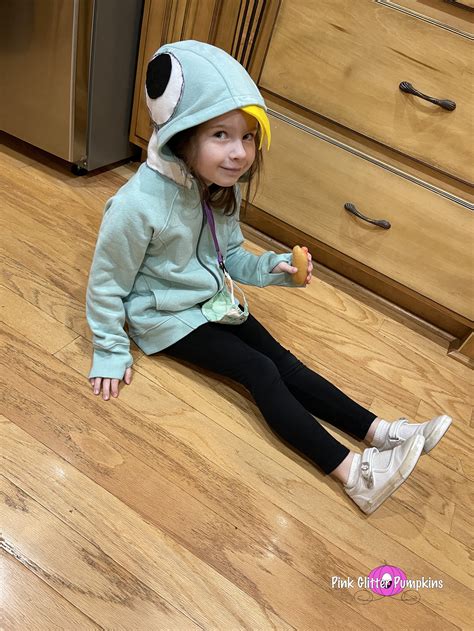 DIY Pigeon Costume — Pink Glitter Pumpkins