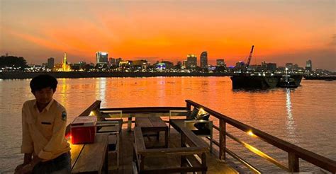 Phnom Penh: Mekong River Sunset Cruise | GetYourGuide