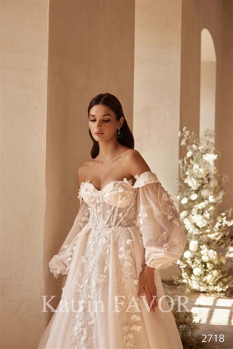 Fairy wedding dress | Floral embroidered wedding gown – Katrin FAVOR