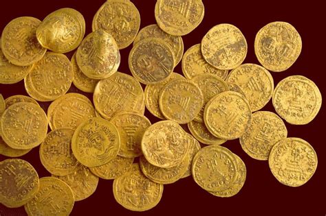 Huge Trove of Byzantine Gold Coins Unearthed in Israel | Sci.News