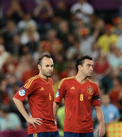 xavi hernandez  andres iniesta spain icon wallpaper xavi iniesta