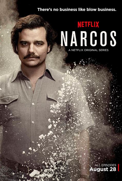 Narcos Trailer Teases Hunt for Pablo Escobar in Netflix Series | Collider