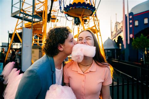 Luna Love - Valentine's Day | ThemeParks-AU.com