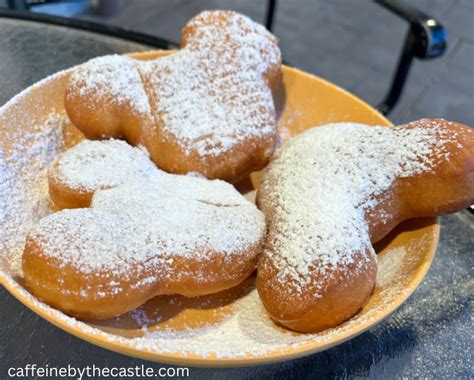 The Ultimate Disney World Snacks List: The Top 7 Snacks You Can't Miss ...