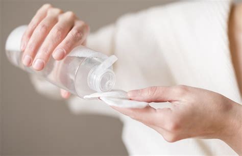 ¿Por qué incluir el agua micelar para el cuidado de la piel?