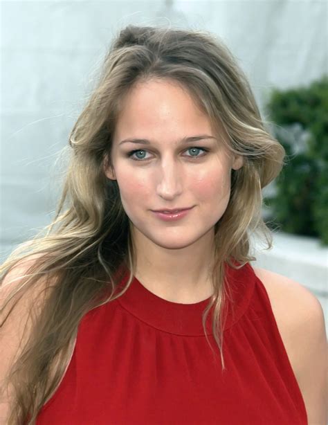 Pictures of Leelee Sobieski