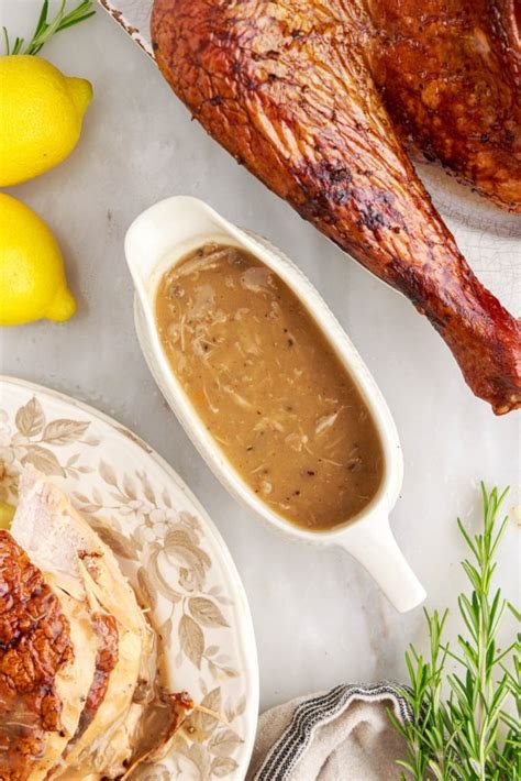 Turkey Neck Gravy Recipe - girl. Inspired.