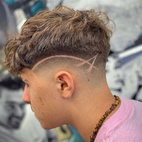 De Cria Cabelo Degrade Com Risco - Cortes de Cabelo Degradê Com Risco De Navalha Masculino | New Old Man ...