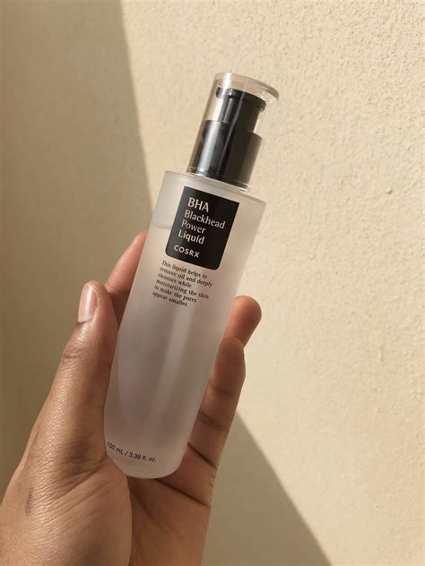 The Best Skincare Routines To Prevent The Formation Of Painful Blackheads On Lip Lines And Corners 1