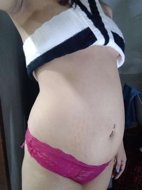 What do you think of my belly bloat? 😉 : r/BellyExpansion