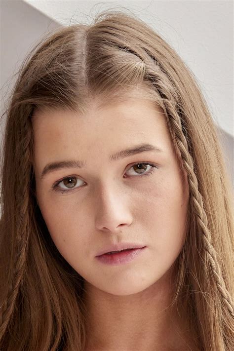 Olivia Sparkle - Profile Images — The Movie Database (TMDB)