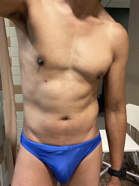 Quick hot tub soak after a long run. | Scrolller