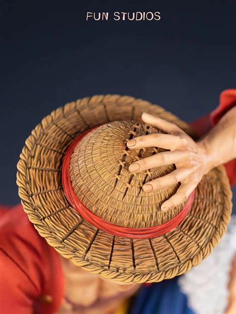 POP Scale Squatting Monkey D. Luffy - ONE PIECE Resin Statue - FUN Studios