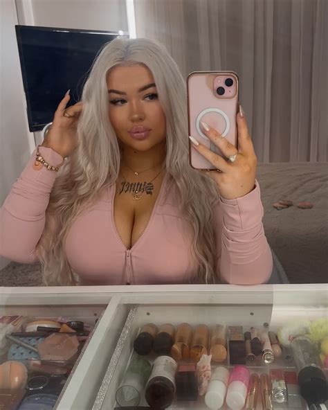 🤍𝓒𝓱𝓪𝓷𝓮𝓵-𝓵𝓮𝓮🤍 (@chanel.wood) • Instagram photos and videos