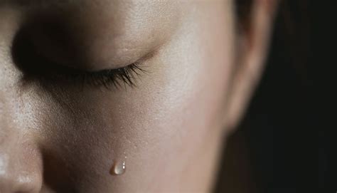WHAT ARE TEARS MADE OF? | How It Works Issue 178