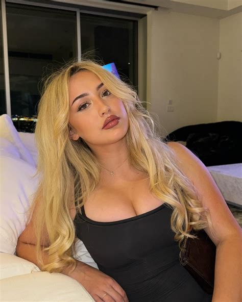 kiera bridget | HOW DO I GO FROM THE FIRST PIC TO THE LAST LMAOOOO 🏎️💨