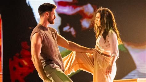 Juju Ferrari Antes Das Cirurgias - Juju Fitcats - Danse avec les Stars 2026 : Biographie et Vidéos | TF1+