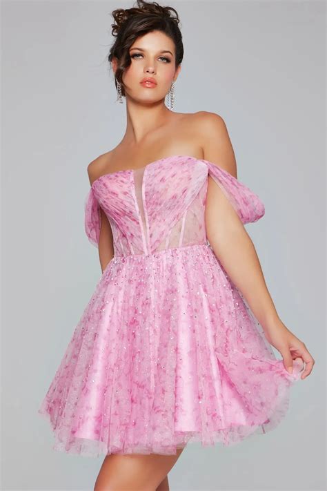 The Hottest Homecoming Dress Colors for 2024