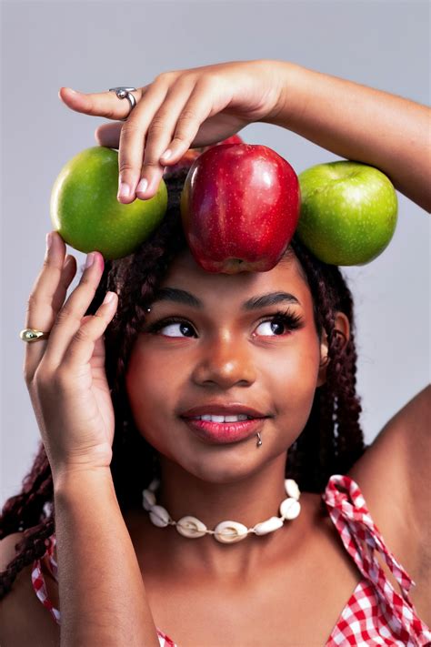 Skinny+Women+Big+Tit Photos, Download The BEST Free Skinny+Women+Big