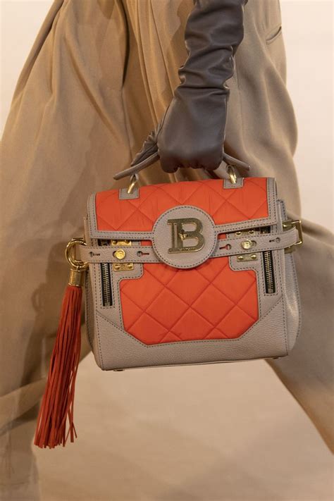 Balmain at Paris Fashion Week Fall 2020 | Trending handbag, Bags ...