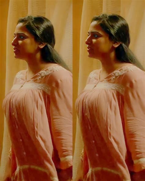 Anu Sithara. The plot of 12th man. : MalluBabes