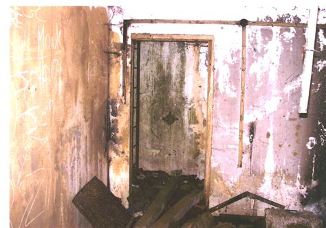 Disused Cold War bunker, a door in the main room – The history of
