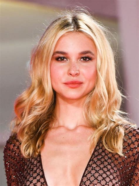 Isabel May : Filmographie - AlloCiné