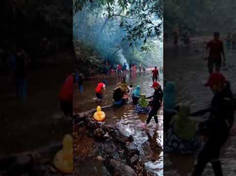 cewek cantik mandi telanjang  sungai youtube