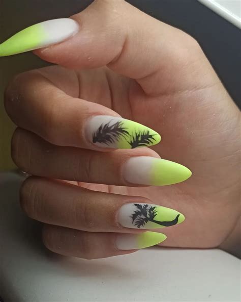 Paznokcie ombre - to gorący trend lata! Zobacz najpiękniejsze stylizacje!