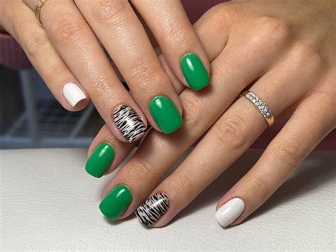 Зеленая зебра | Nails, Beauty