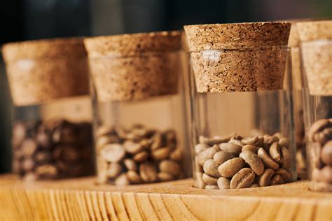 Comparing Light vs. Dark Roast: Health Implications and Caffeine