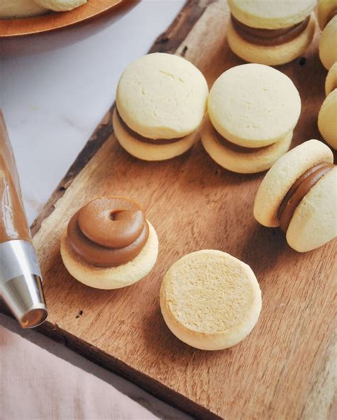 how to make alfajores
