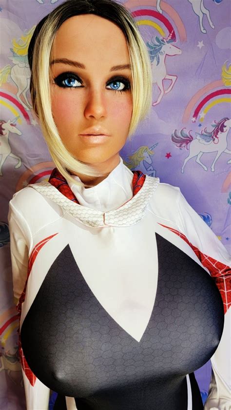 Using a sex doll, does it feel like a real girl : r/SexDolls