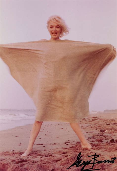 See the Stunning Photos from Marilyn Monroe's Last Shoot before They're