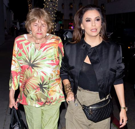 Eva Longoria Baston Braless - The Fappening Leaked Photos