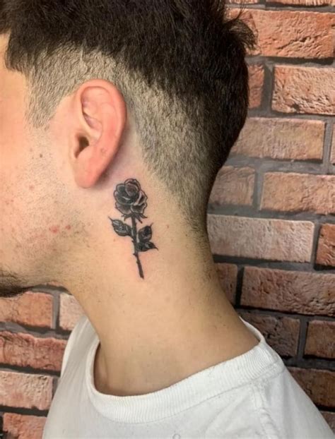 Tatuagem Pescoço Pequena