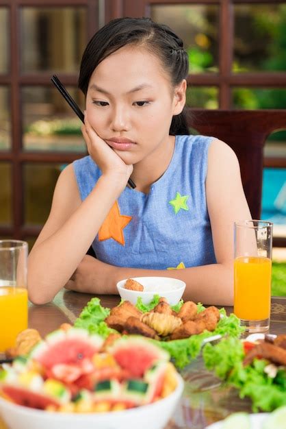 premium photo    boring