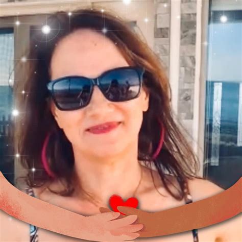 Diners at cheesecake factory tysons complain about the noise 9